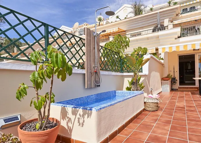 Apartment 1st Line Burriana Nerja